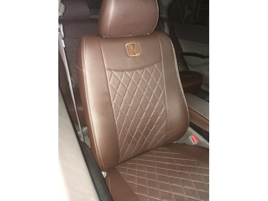 Авточехлы на Honda Civic 8 4D