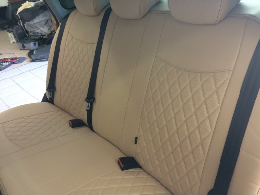 Авточехлы на Nissan Almera G15