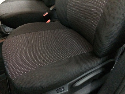 Авточехлы на Renault Sandero Stepway 2