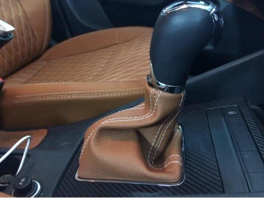 Перетяжка рычага и чехла КПП